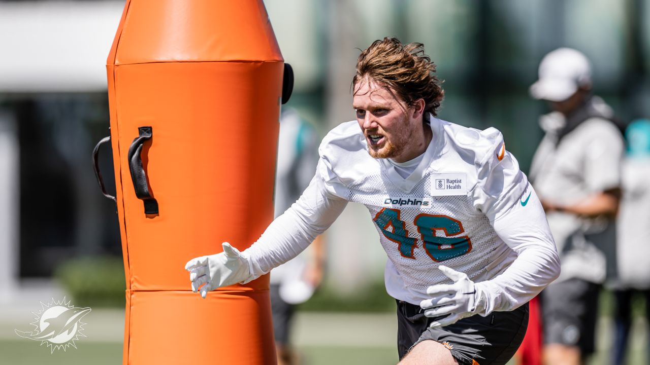 Miami Dolphins fullback John Lovett (46) takes part in drills at