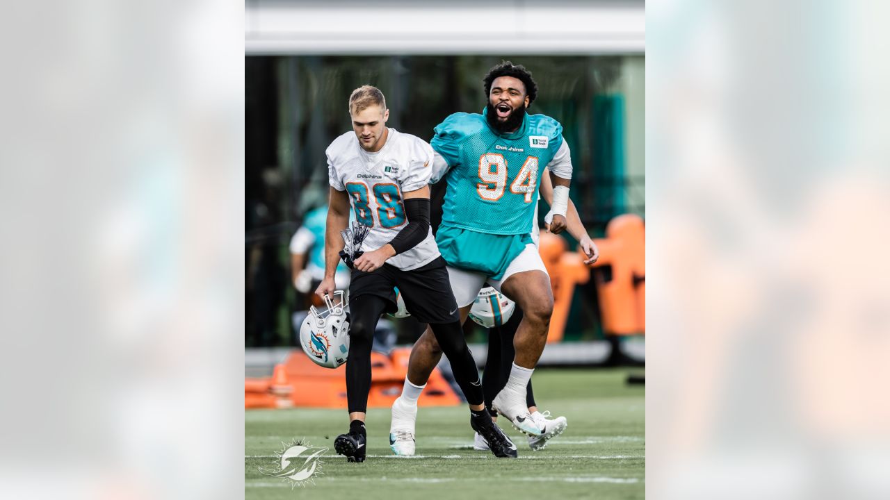 PHOTOS: 2022 Miami Dolphins Practice - December 28