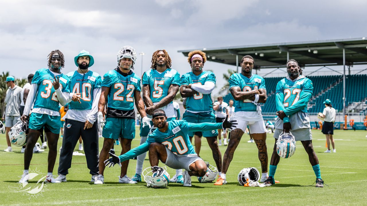 Miami Dolphins safety Jevon Holland, left, and cornerback Jalen