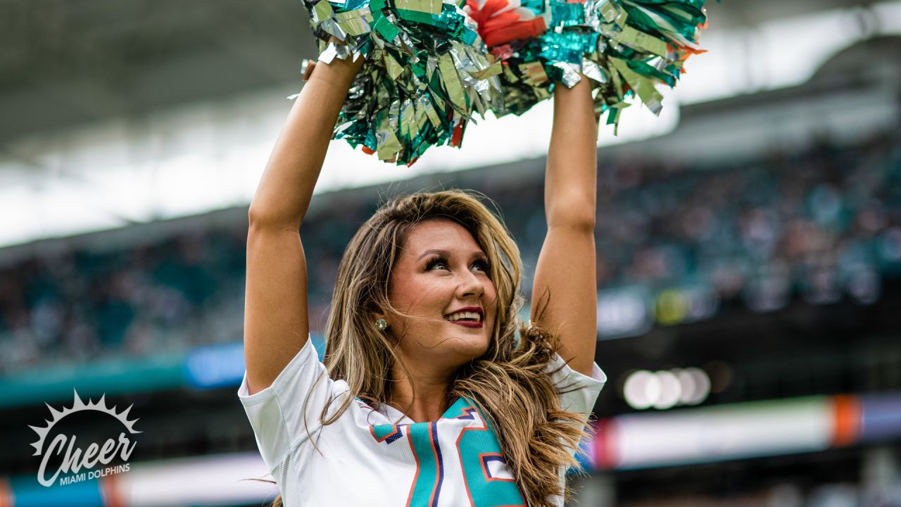 Miami Dolphins cheerleaders perform prior to the game against the  Indianapolis Colts at Landshark stadium in Miami on September 21, 2009. The  Colts defeated the Dolphins 27-23. UPI/Michael Bush Stock Photo - Alamy