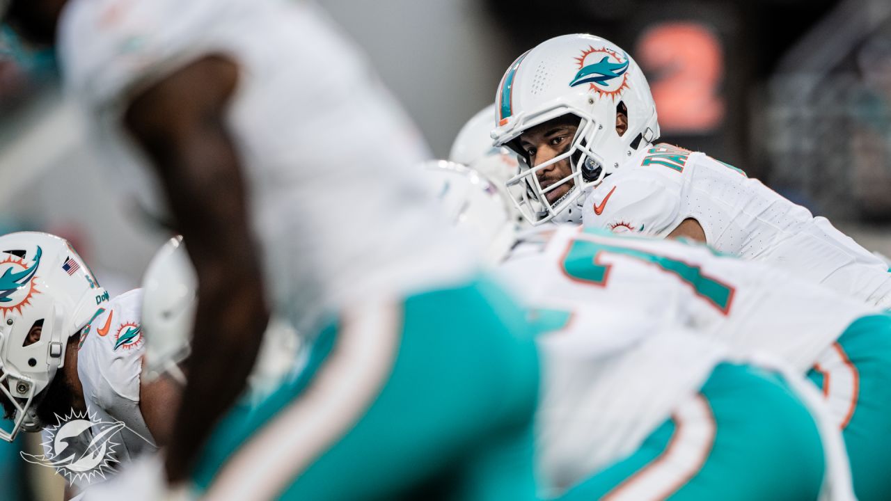 Photo gallery: Dolphins at Jaguars