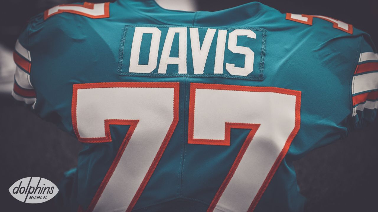 DOLPHINS DARKROOM: Throwback Uniforms & Field Gallery