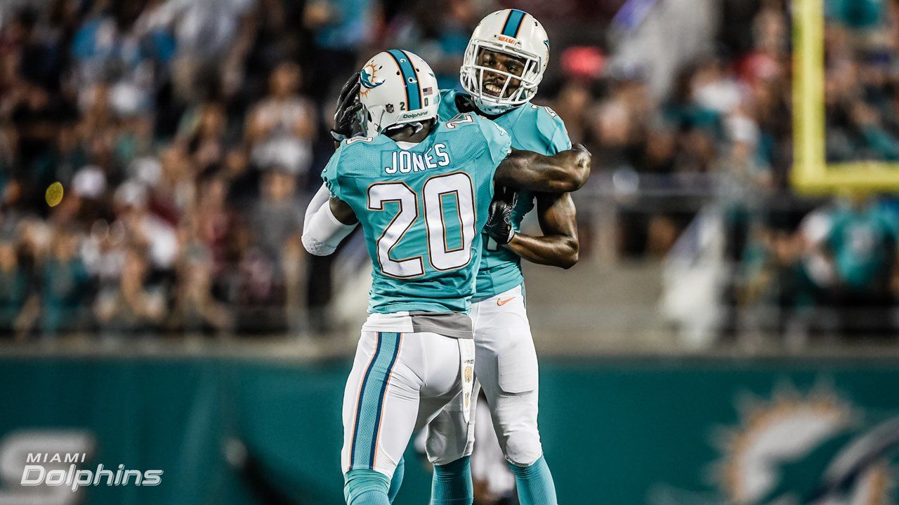 DOLPHINS DARKROOM: Dolphins vs. Falcons