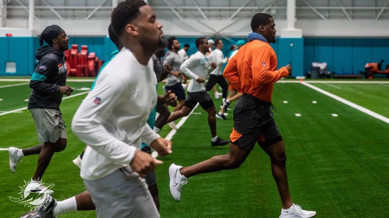 PHOTOS: 2022 Dolphins Offseason Arrivals and Workouts