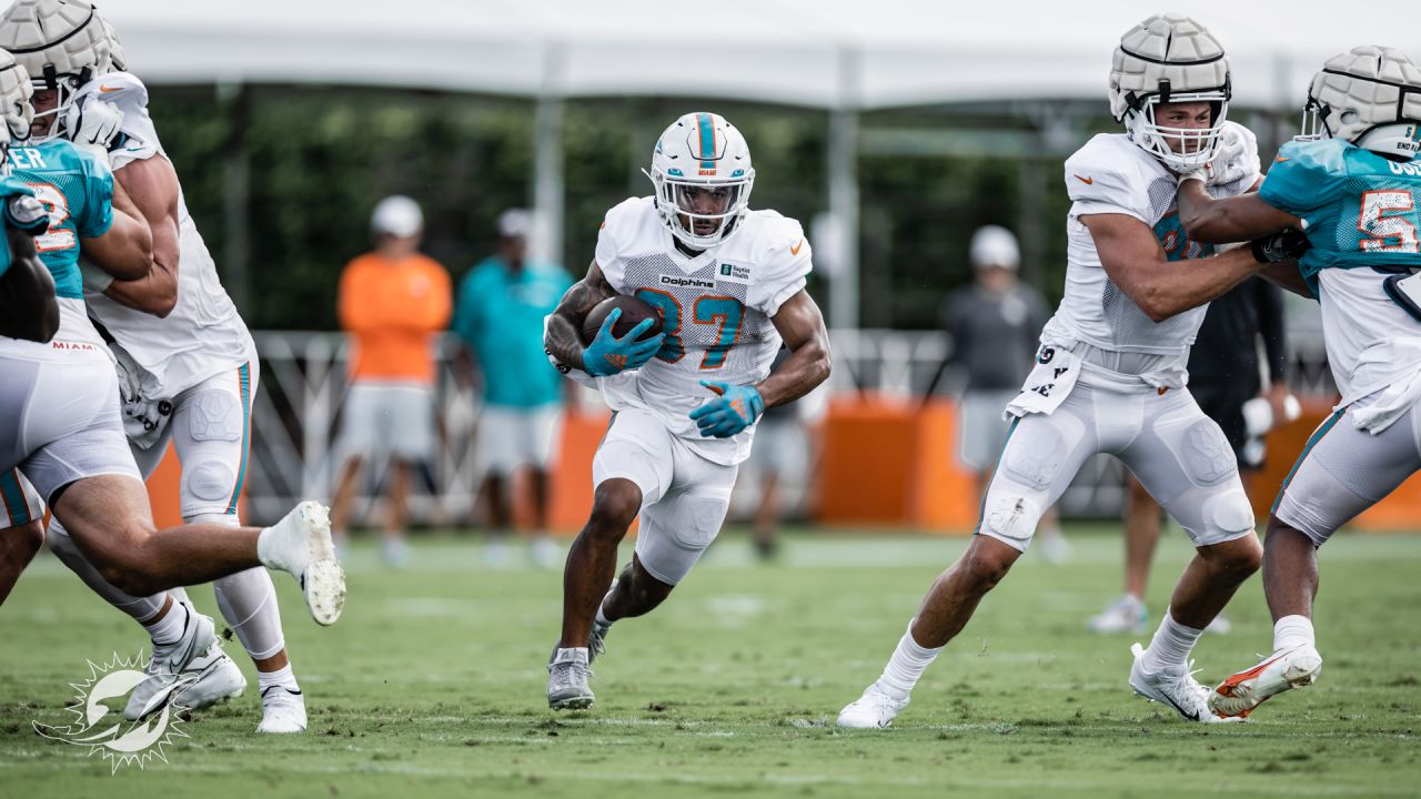 Throwback Miami Dolphins OnField NFL Summer Training 2022 39Thirty Cam