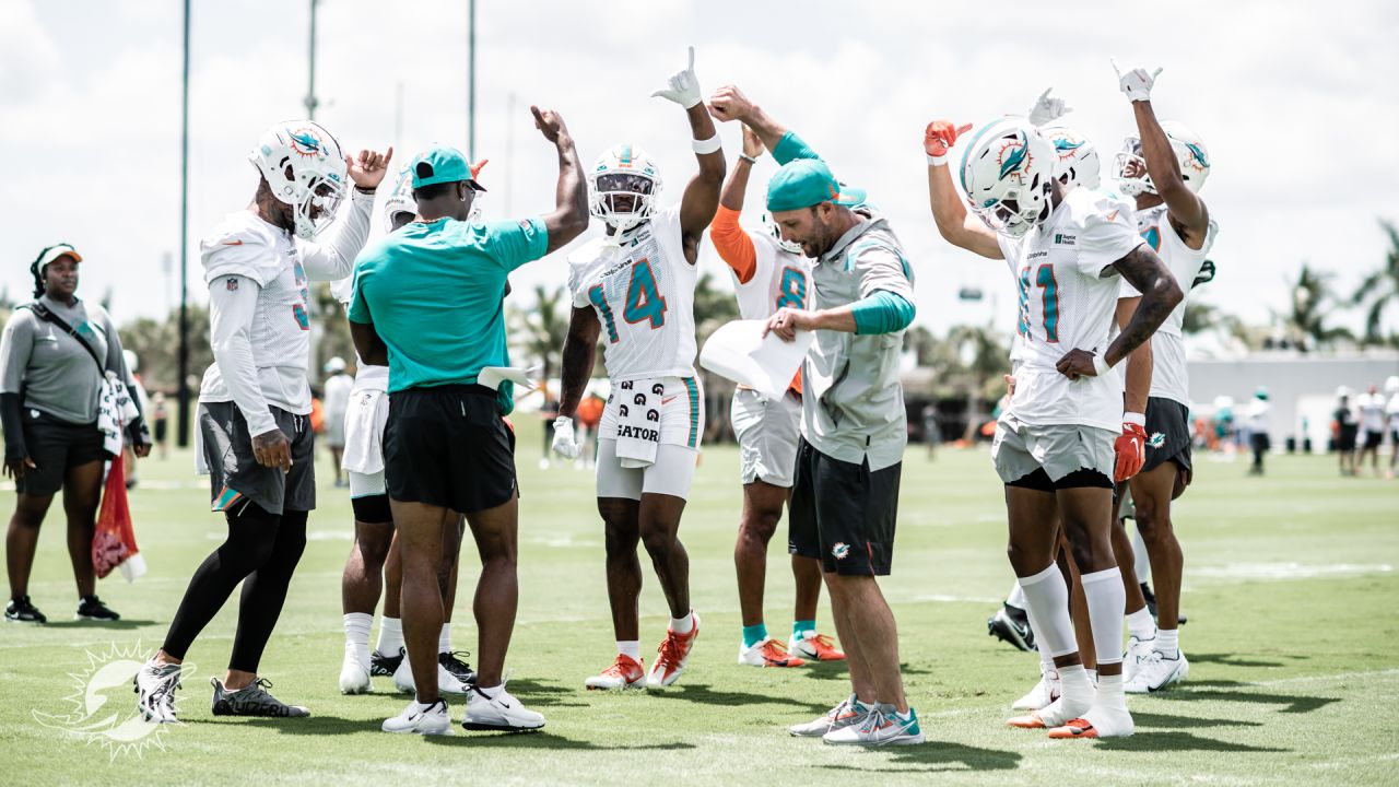 PHOTOS: 2022 Dolphins OTAs - May 26