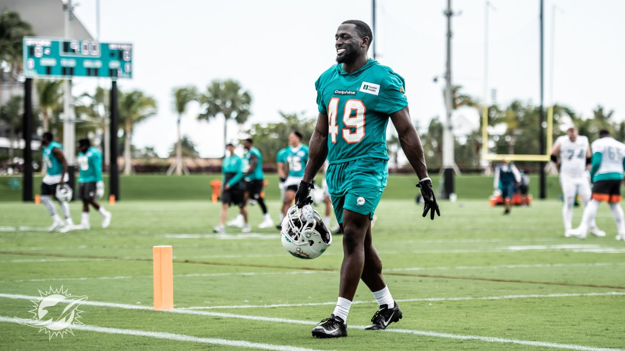 PHOTOS: 2022 Dolphins Voluntary Veteran Minicamp