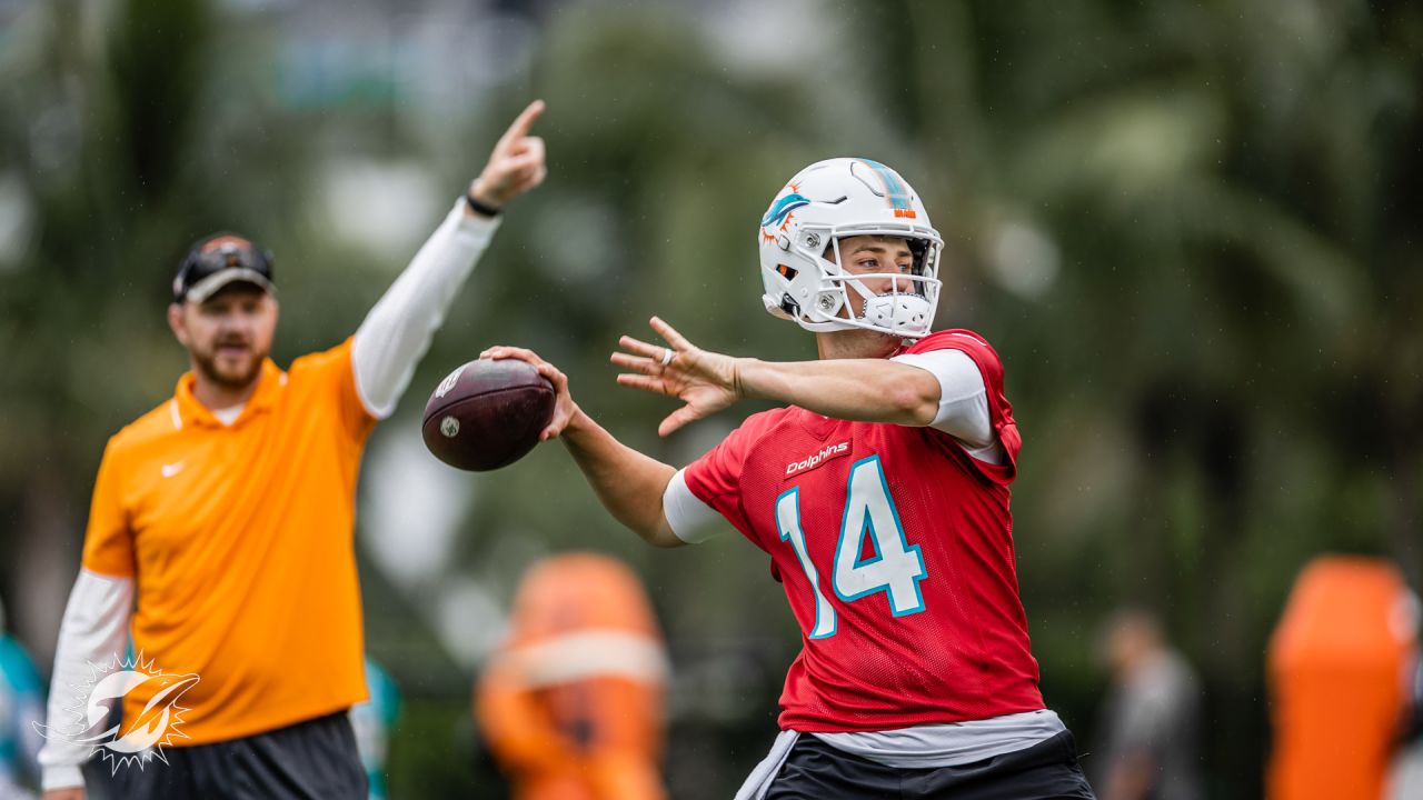 Miami Dolphins hold first day of minicamp. #nfl #dolphins #tua