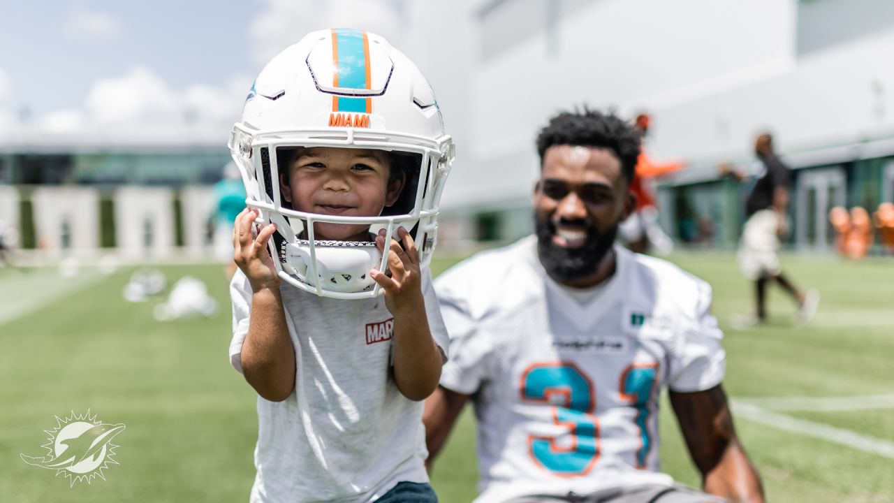 Miami Dolphins – Creative Sports