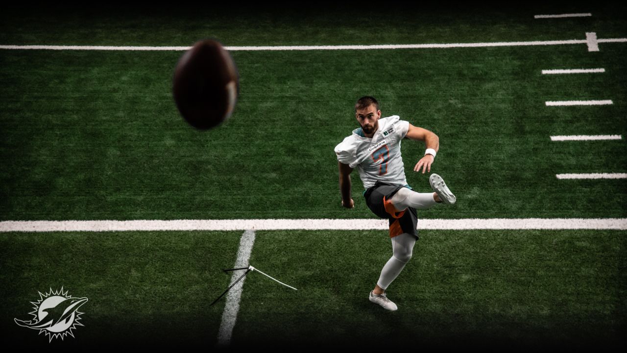 Miami Dolphins cornerback Kader Kohou does drills during practice at the  NFL football team's training facility, Thursday, July 27, 2023, in Miami  Gardens, Fla. (AP Photo/Lynne Sladky Stock Photo - Alamy