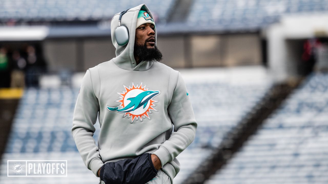 Miami dolphins hoodie, Men's Fashion, Coats, Jackets and Outerwear on  Carousell