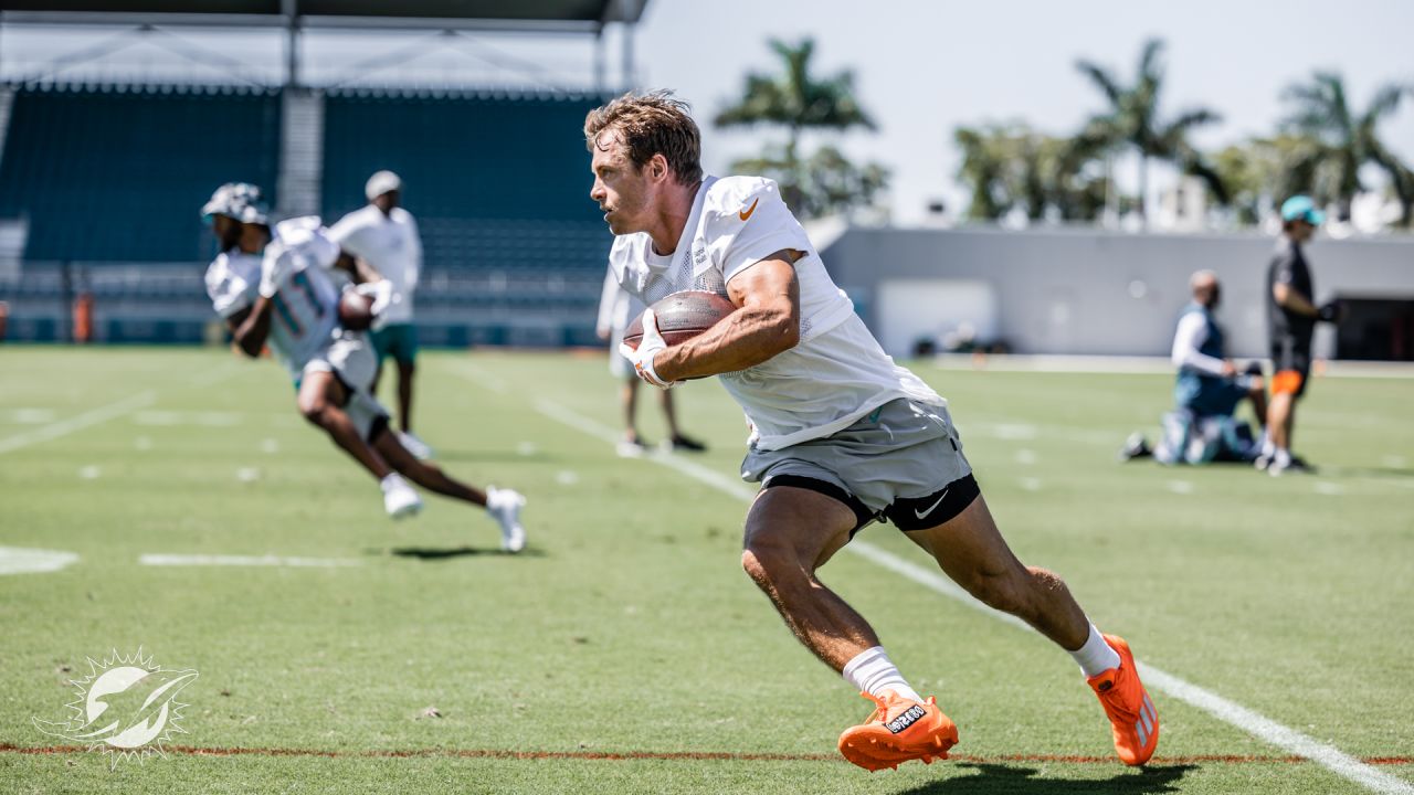 Miami Dolphins wide receiver Braxton Berrios (0) does drills