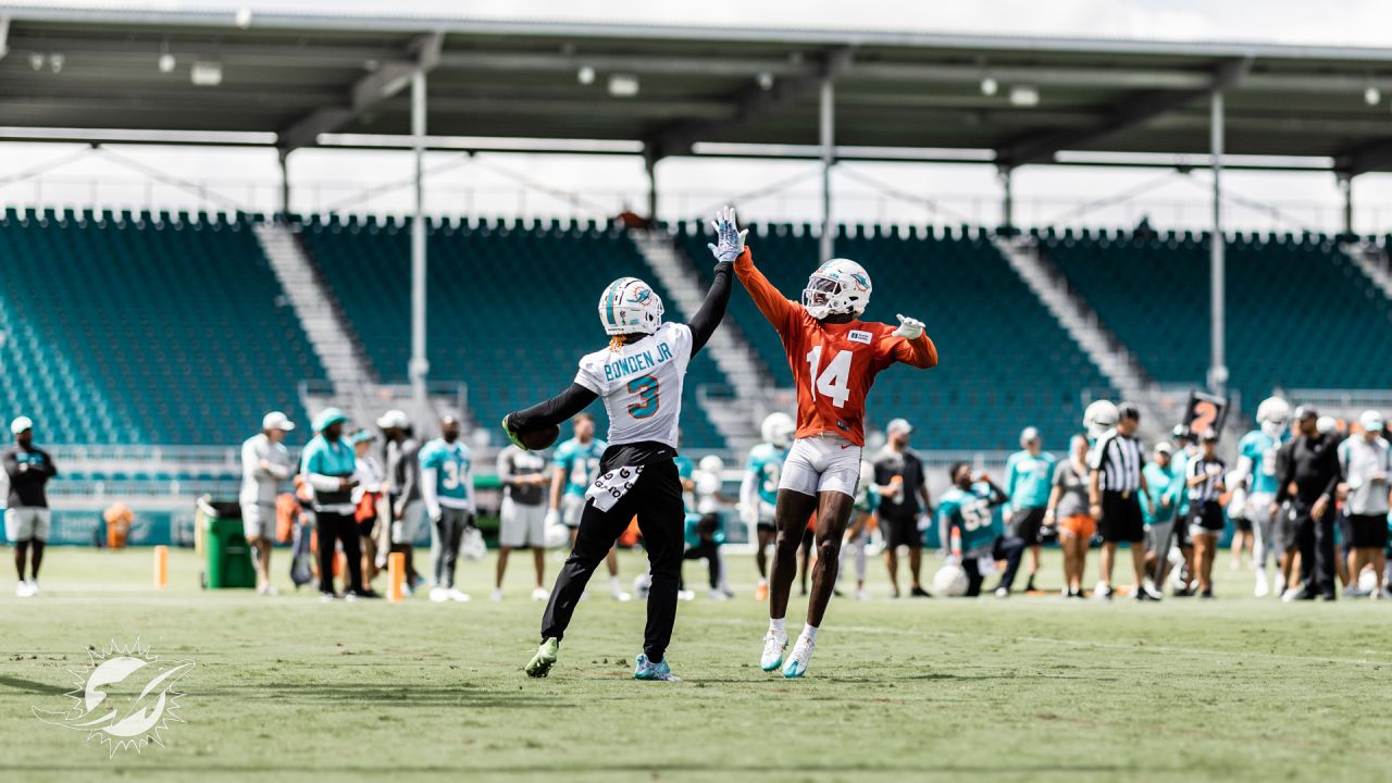 Miami Dolphins News 8/6/23: Notes from Dolphins training camp practice #9 -  The Phinsider