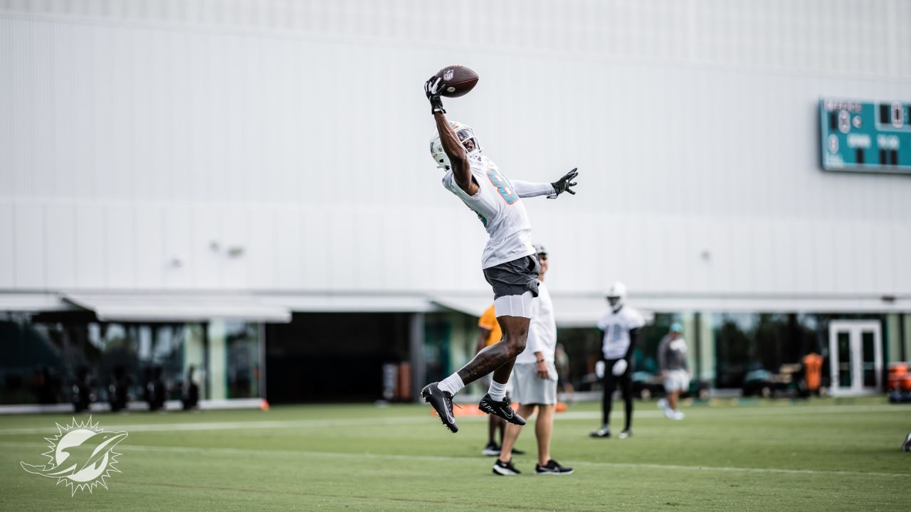 Miami Dolphins training camp: Sieler, Williams not expected to hold out -  The Phinsider