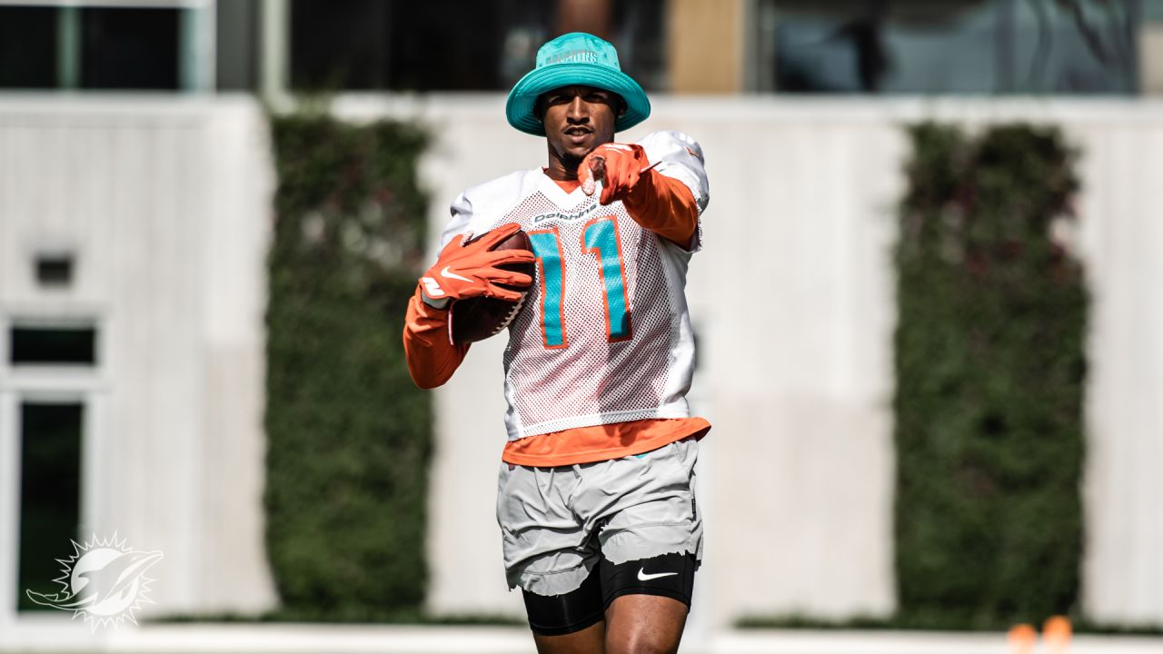 PHOTOS: 2022 Dolphins Offseason Workouts