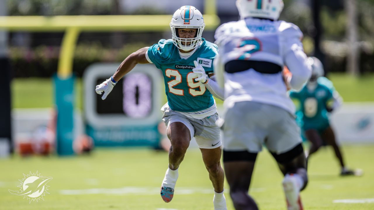 Camp Dolphins: Miami closes out training camp with eye on Jaguars - CBS  Miami