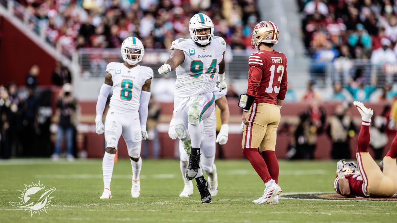 4,032 San Francisco 49ers V Miami Dolphins Photos & High Res Pictures -  Getty Images