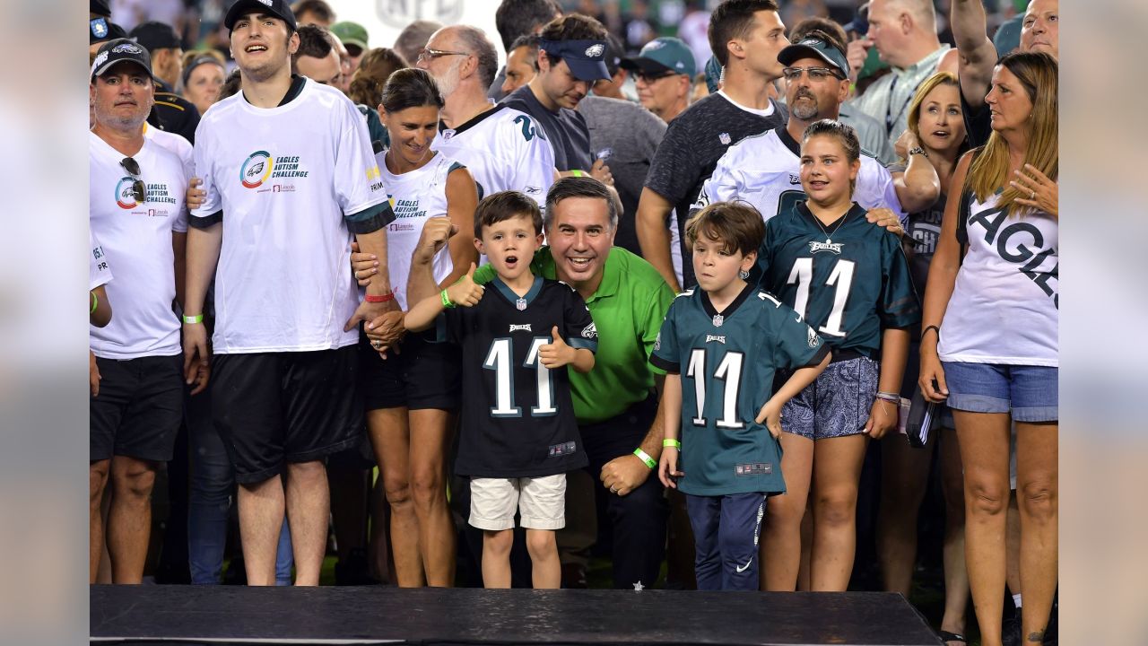 Philadelphia Eagles on X: Happy Father's Day to all the dads in our  #EaglesFamily!  / X