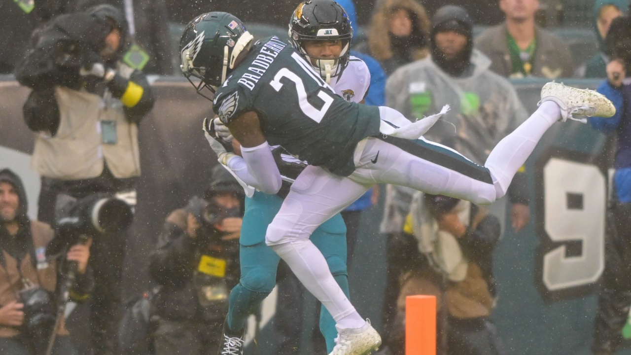 Philadelphia Eagles mascot Swoop, dressed as Batman, looks on during the  NFL football game against the Jacksonville Jaguar, Sunday, Oct. 2, 2022, in  Philadelphia. (AP Photo/Chris Szagola Stock Photo - Alamy