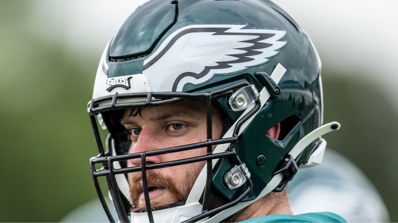 Philly Eagles Training Camp: OL Cam Jurgens is about to form Voltron! 