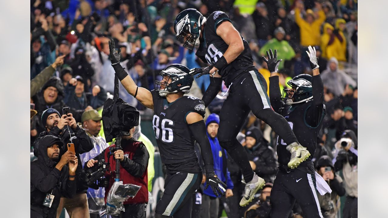 Zach Ertz trade: Eagles great got Philadelphia fans and is a future team  Hall of Fame player