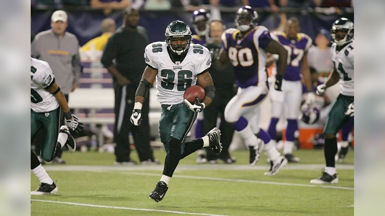 Brian Westbrook says Miles Sanders may carry the load for the Eagles