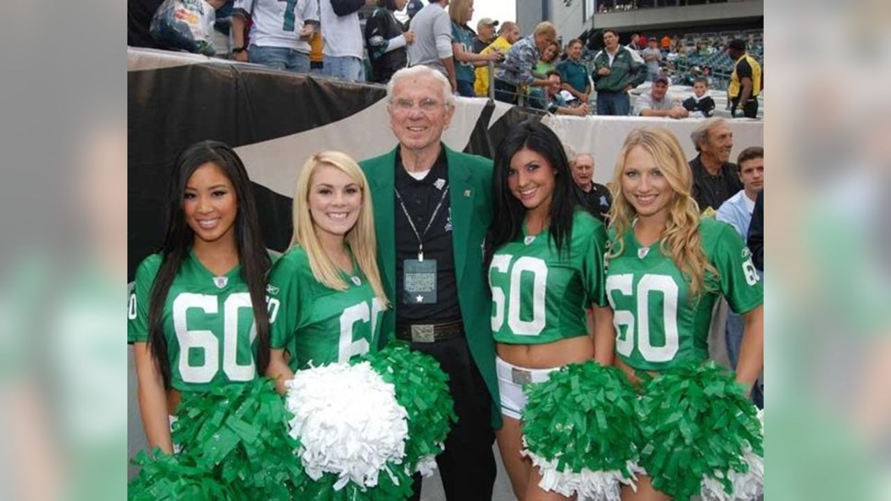 NFL Regular Season Week 3 – The Philadelphia Eagles Cheerleaders – Ultimate  Cheerleaders