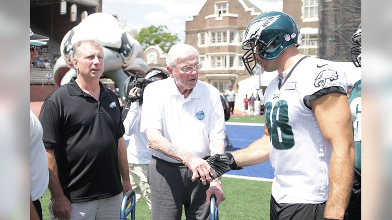 Philadelphia Eagles - No. 1: LB Chuck Bednarik only missed three