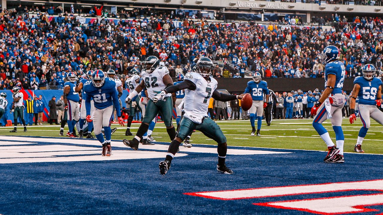 Next up for jolly Mike Vick and Eagles: Slaying the Giants – Delco