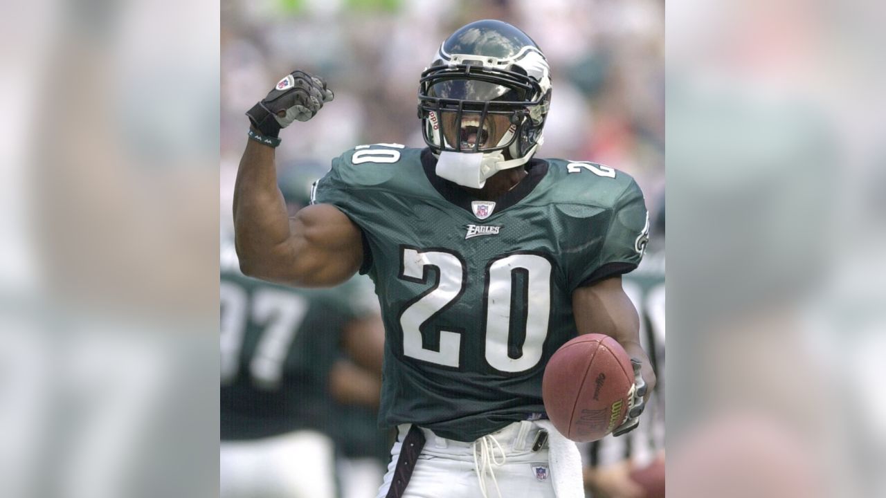 Brian Dawkins leaving Eagles front office to pursue his 'calling'