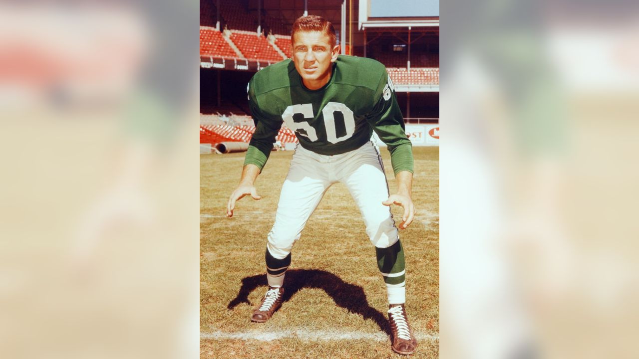 Chuck Bednarik, center and linebacker for the Philadelphia Eagles, 1959 -  SuperStock