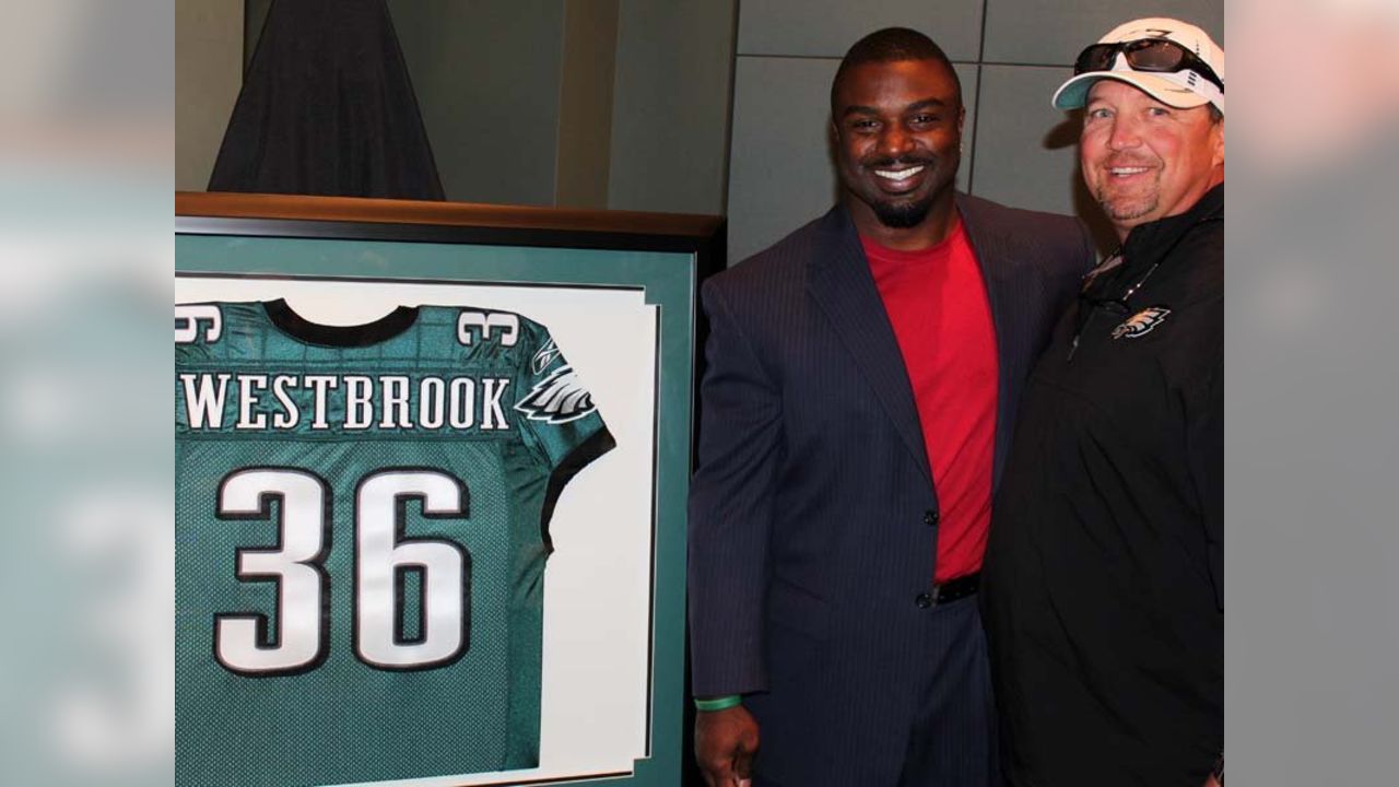 Ex-Eagles RB Brian Westbrook preaches on concussions