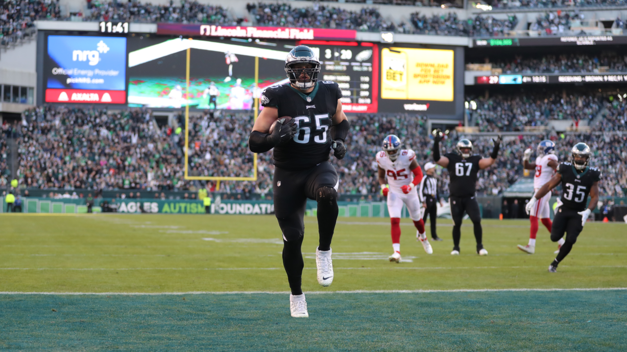 The Philadelphia Eagles Beat Up On The New York Giants 48-22, Four Point  Zero Sports