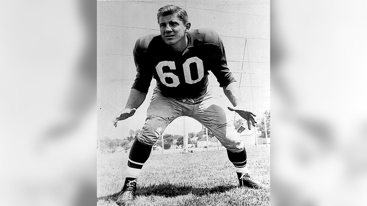 The Facts and Fiction Behind Chuck Bednarik's Hit on Wide Receiver Frank  Gifford