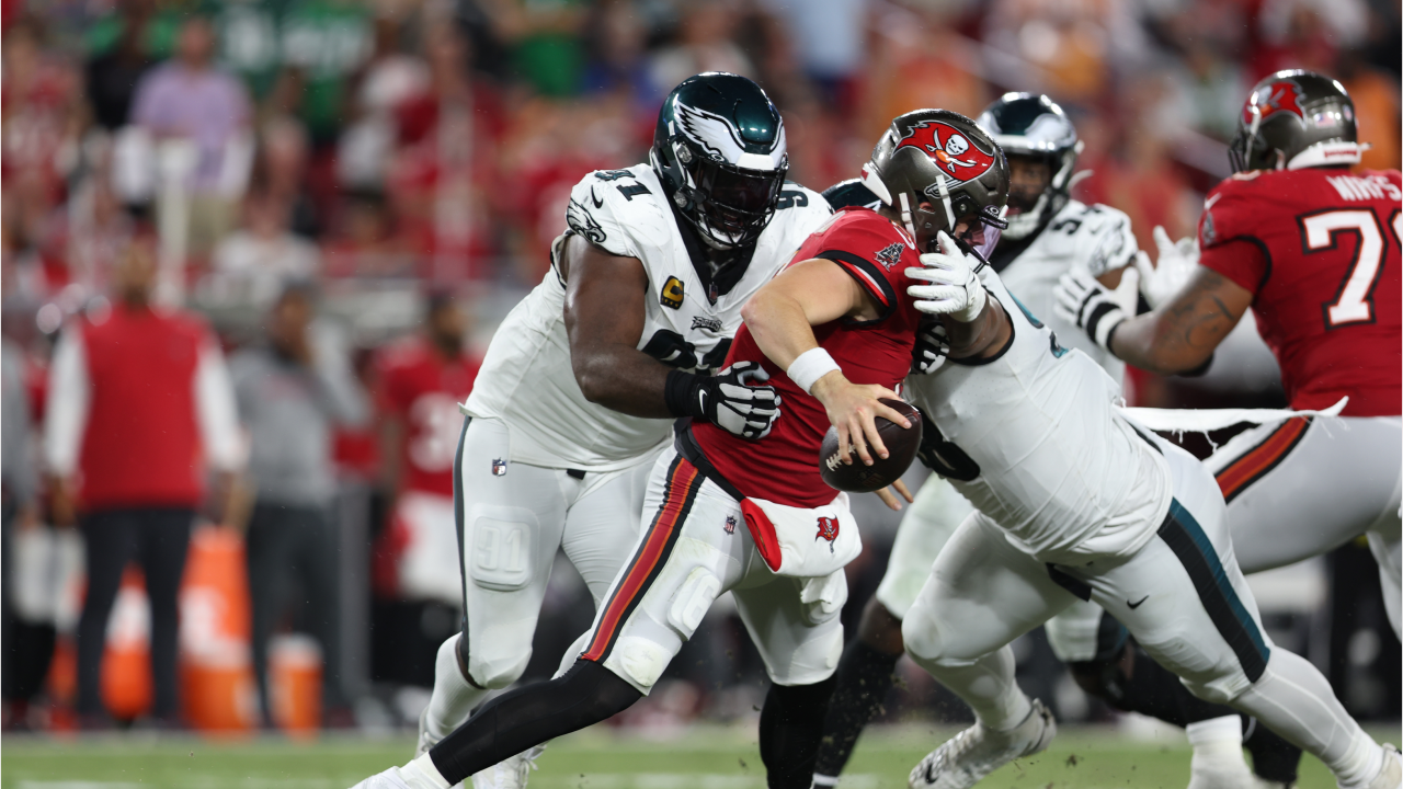 Photo: Philadelphia Eagles v Tampa Bay Buccaneers in Tampa -  FLSN20230925118 