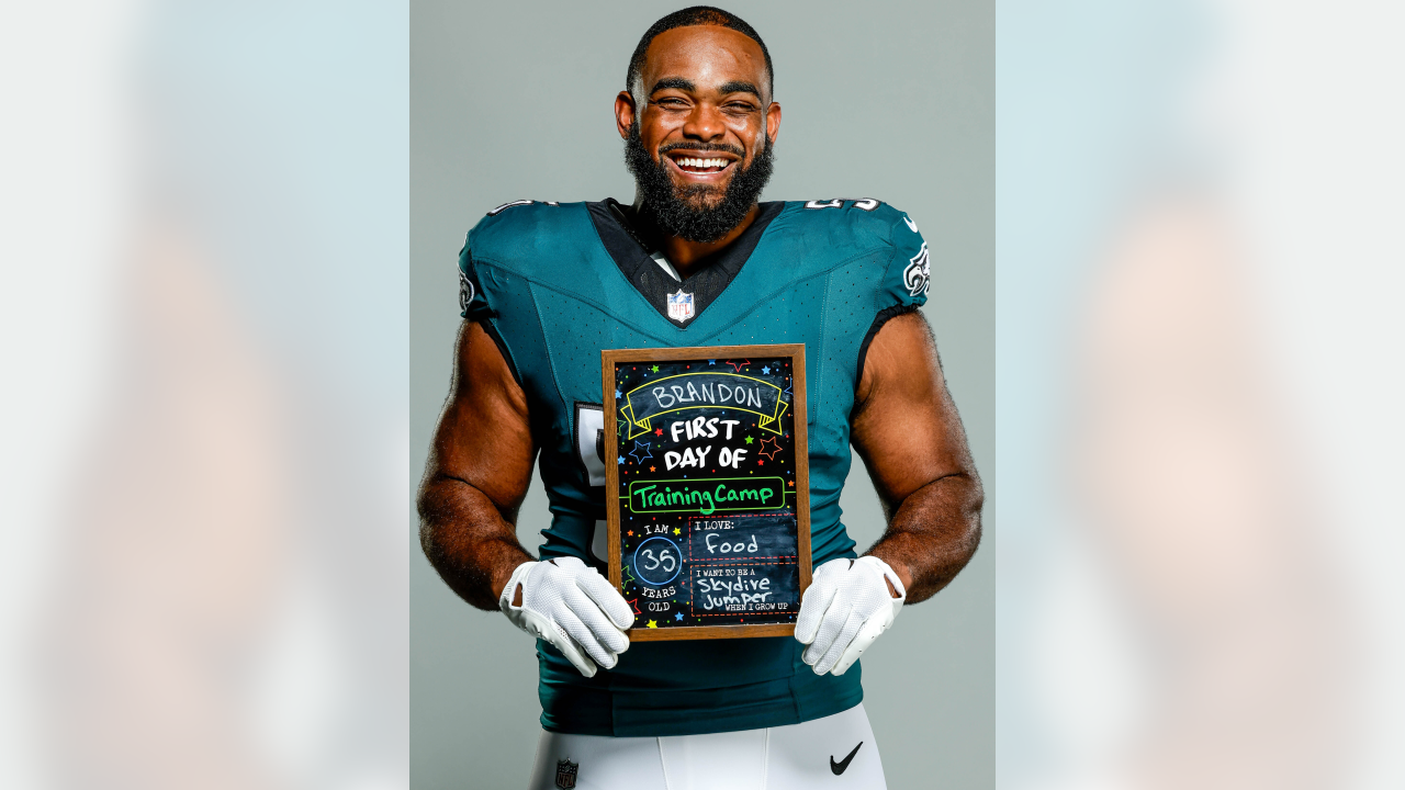 Philadelphia Eagles Mark Return to Training Camp w/Adorable Pics