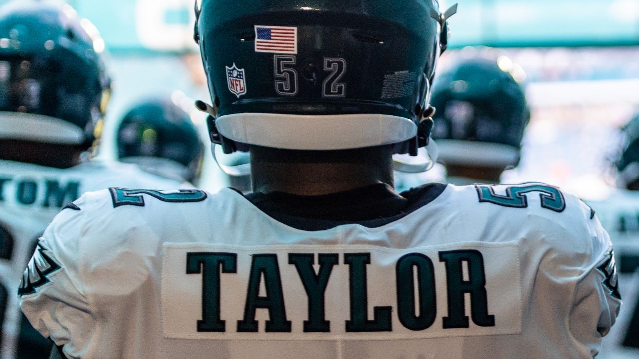 Eagles player review: Davion Taylor edition