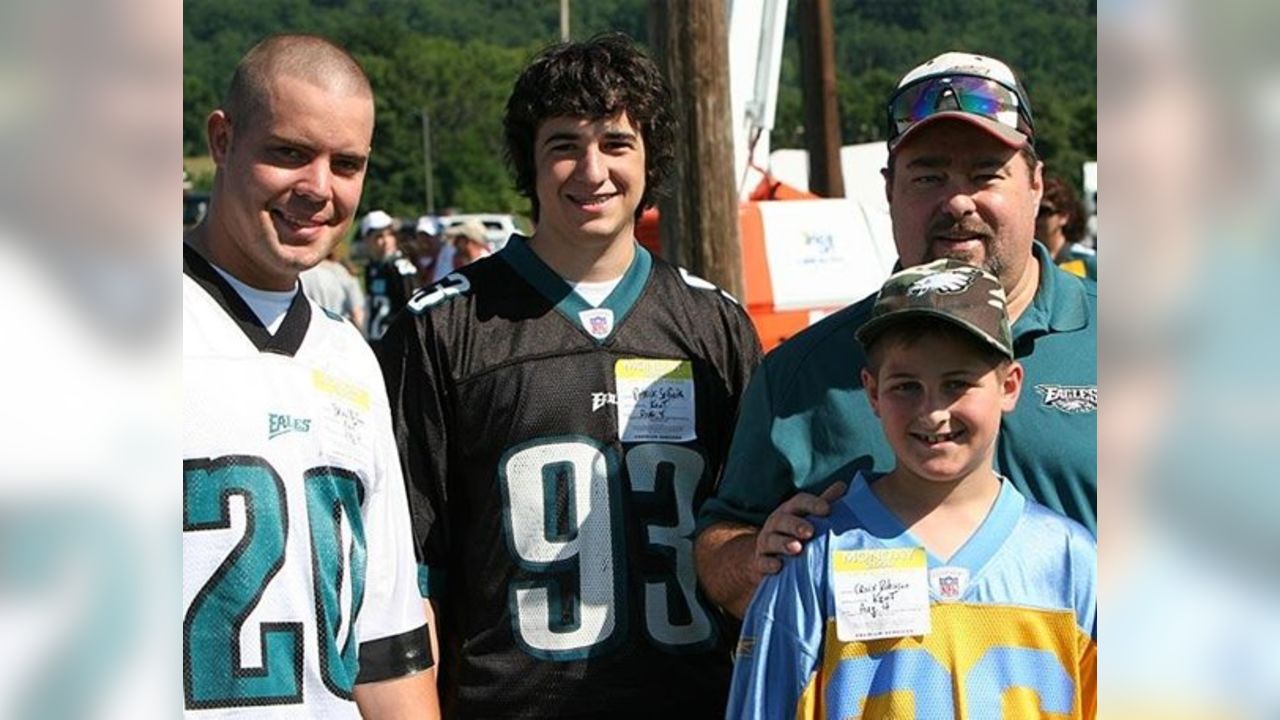 Bradley Cooper, of Silver Lining Playbook, Visits DeSean Jackson at Eagles'  Practice