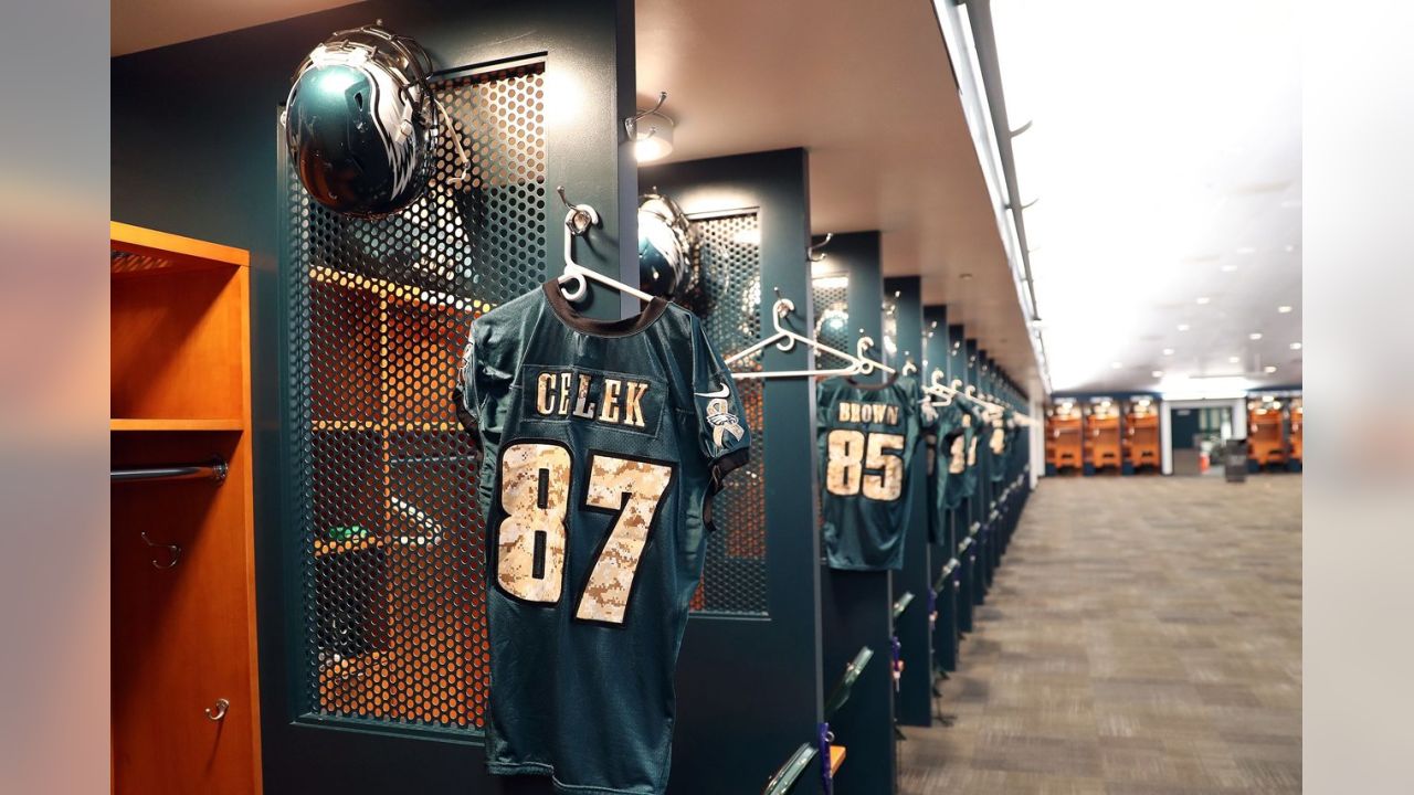 Eagles bust out special camouflage jerseys at training camp to