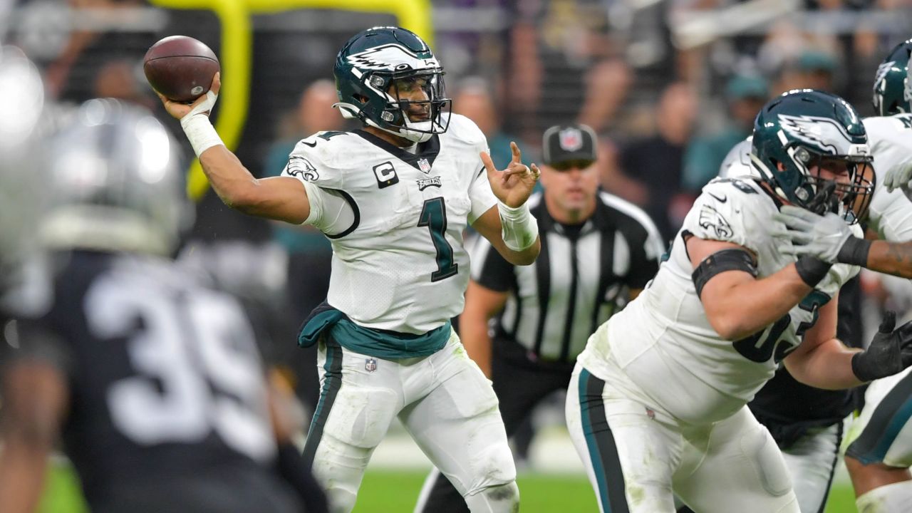 Eagles Players Sound Off on Jalen Hurts Amid 'Fake' Report