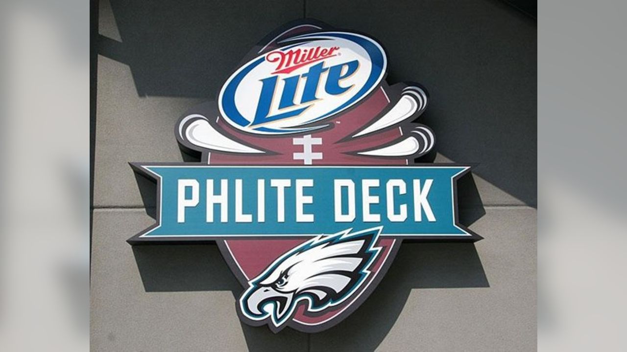 Miller Lite Philadelphia Eagles Sign