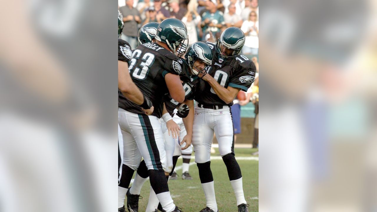 Philadelphia Eagles inducting former kicker David Akers into Hall of Fame 