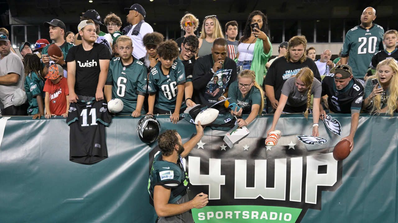 Philadelphia Eagles on X: Best fans in the league #FlyEaglesFly   / X