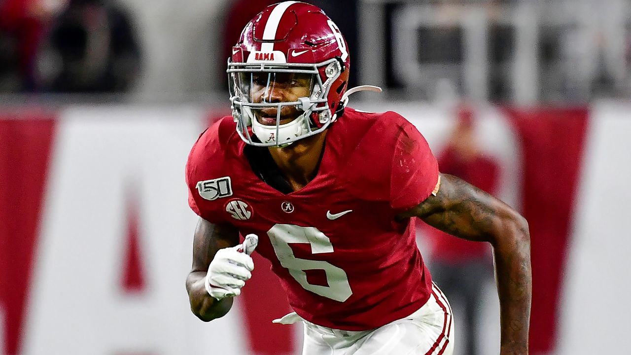 76ers Introduce Eagles' NFL Draft Pick Devonta Smith as Bell Ringer vs.  Hawks - Sports Illustrated Philadelphia 76ers News, Analysis and More