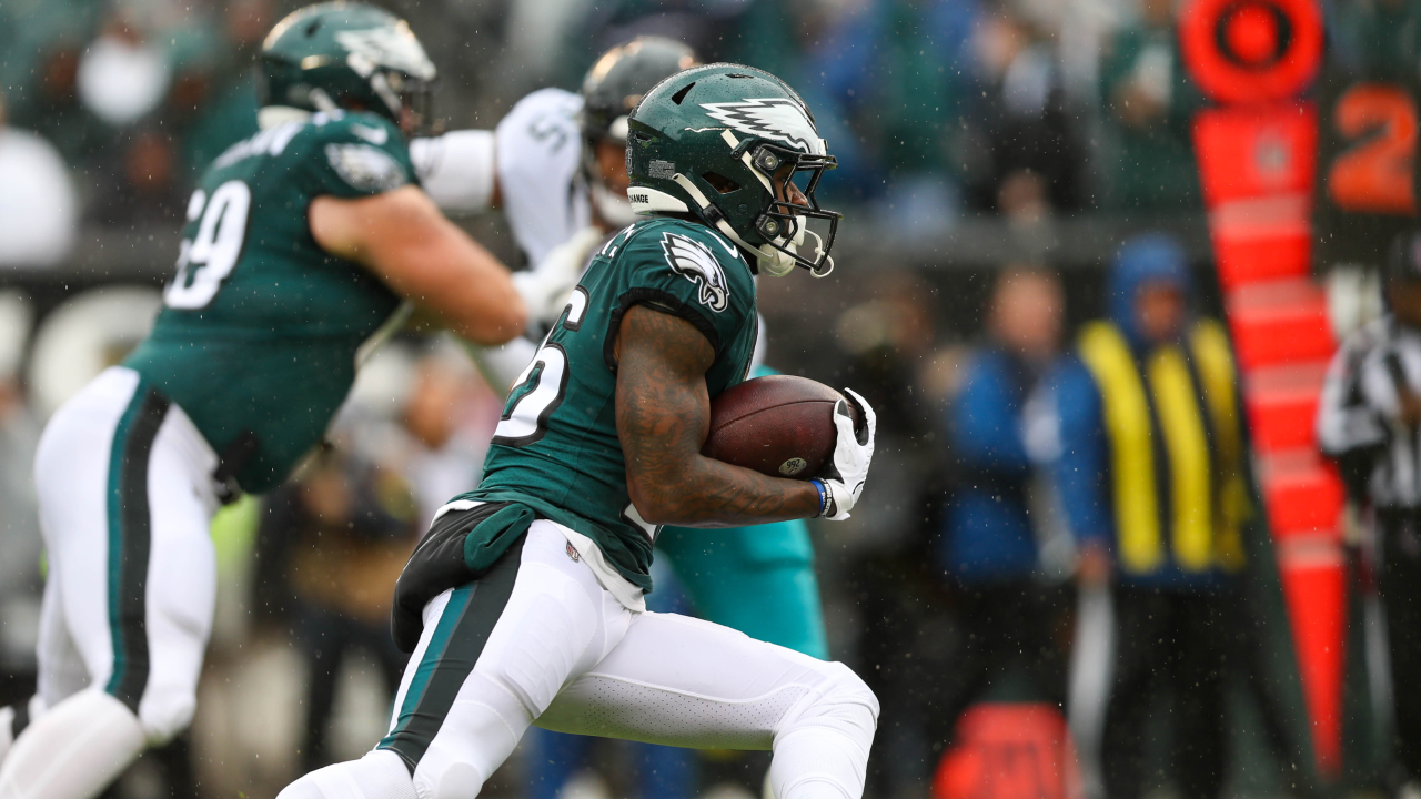 Philadelphia Eagles mascot Swoop, dressed as Batman, looks on during the  NFL football game against the Jacksonville Jaguar, Sunday, Oct. 2, 2022, in  Philadelphia. (AP Photo/Chris Szagola Stock Photo - Alamy