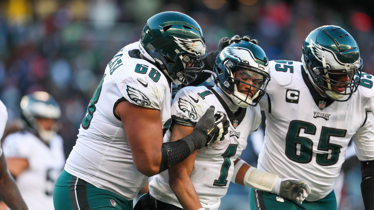 Eagles vs. Patriots Live Updates, Highlights: Jalen Carter Sack Helps  Philadelphia Cement Win - Sports Illustrated Philadelphia Eagles News,  Analysis and More