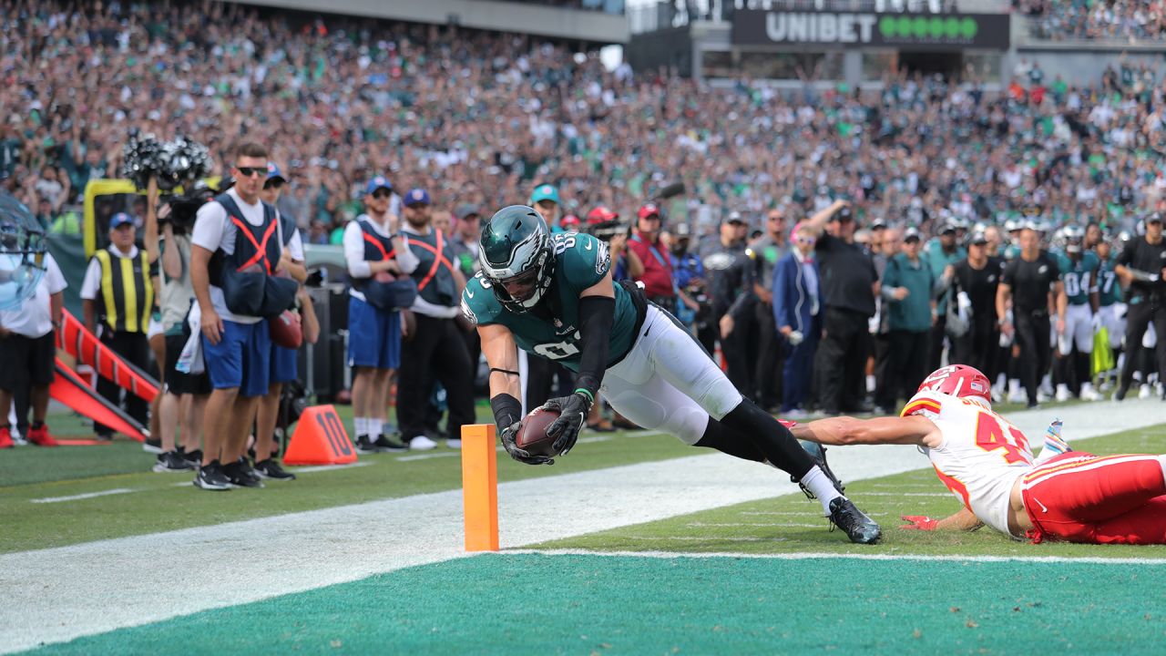 Zach Ertz trade: Eagles great got Philadelphia fans and is a future team  Hall of Fame player