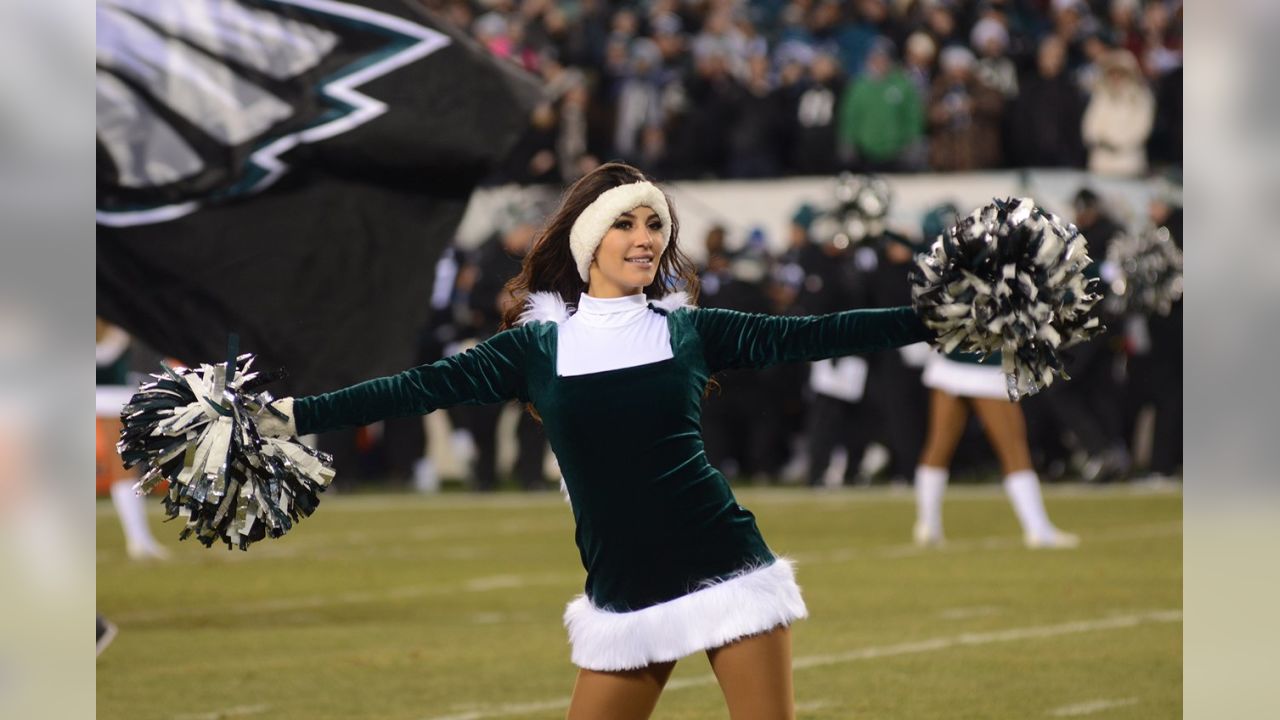 Philadelphia Eagles show off holiday cheer before matchup with Oakland  Raiders 