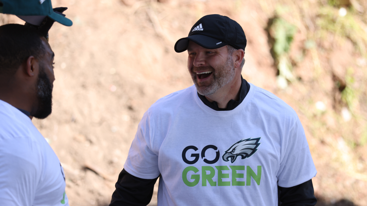 Petition · Jeffrey Lurie: reinstate kelly green as the official color of  the Philadelphia Eagles. ·