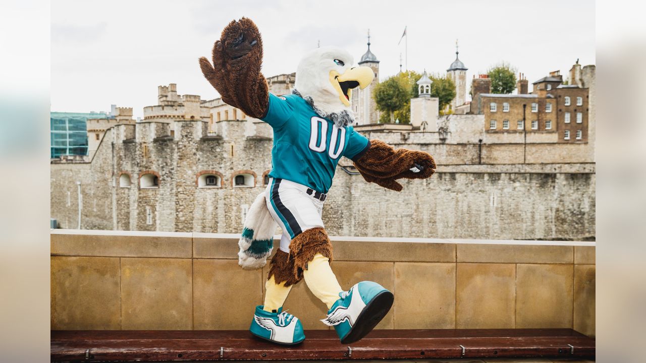 Eagles Mascot Swoop Picks Up New Coach Nick Sirianni at the Airport